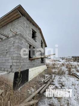 Дом 240м&sup2;, 2-этажный, участок 15 сот.  