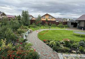 Дом 235м&sup2;, 3-этажный, участок 10 сот.  