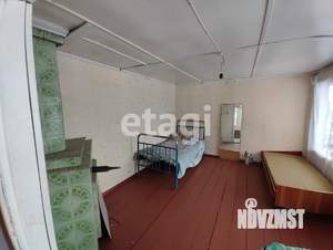 Дом 50м&sup2;, 2-этажный, участок 4 сот.  