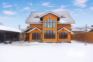 Коттедж 200м², 2-этажный, участок 10 сот.  