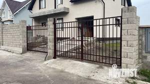 Коттедж 282м&sup2;, 3-этажный, участок 9 сот.  