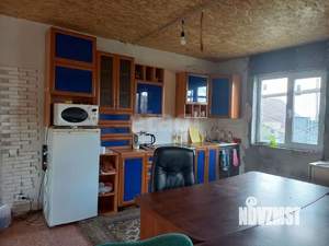 Дом 160м², 2-этажный, участок 10 сот.  
