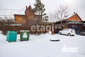 Дом 425м&sup2;, 3-этажный, участок 8 сот.  