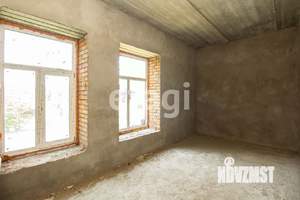 Дом 400м², 3-этажный, участок 6 сот.  