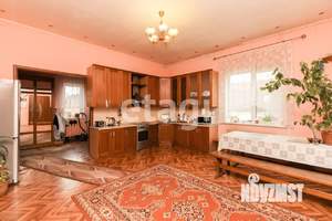 Дом 200м², 2-этажный, участок 4 сот.  