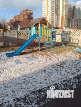 Коттедж 440м², 3-этажный, участок 9 сот.  