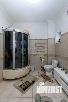 Дом 550м&sup2;, 4-этажный, участок 8 сот.  