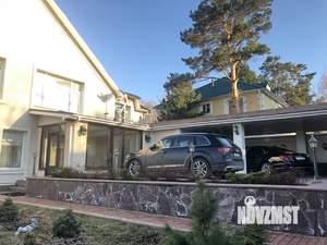Коттедж 320м&sup2;, 4-этажный, участок 11 сот.  
