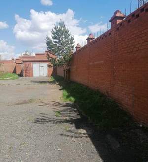 Дом 220м², 2-этажный, участок 12 сот.  