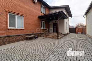 Дом 267м&sup2;, 3-этажный, участок 9 сот.  