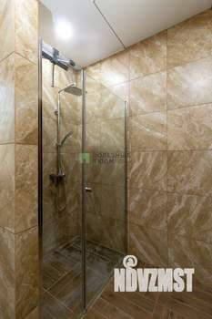 Дом 242м&sup2;, 3-этажный, участок 20 сот.  