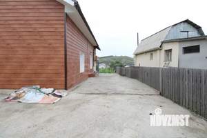 Дом 164м&sup2;, 3-этажный, участок 10 сот.  