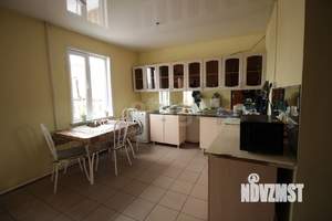 Дом 133м&sup2;, 2-этажный, участок 6 сот.  