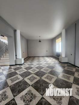 Дом 392м², 2-этажный, участок 8 сот.  