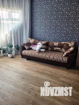 Дом 245м², 3-этажный, участок 8 сот.  