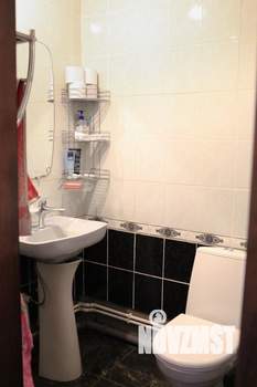 Коттедж 355м², 4-этажный, участок 11 сот.  