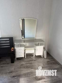 Дом 160м&sup2;, 2-этажный, участок 9 сот.  