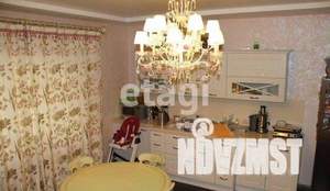 Дом 305м&sup2;, 3-этажный, участок 6 сот.  