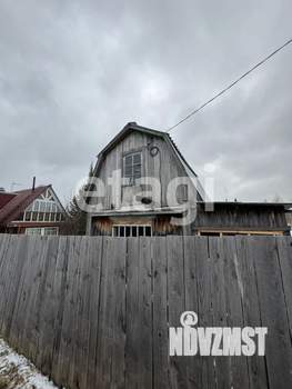 Дом 30м&sup2;, 2-этажный, участок 6 сот.  