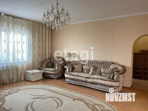Дом 300м², 2-этажный, участок 8 сот.  