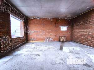 Дом 220м², 2-этажный, участок 8 сот.  