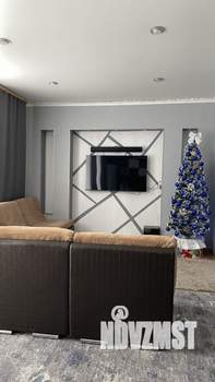 Дом 150м&sup2;, 2-этажный, участок 9 сот.  