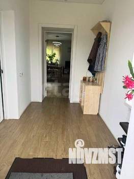 Дом 120м&sup2;, 2-этажный, участок 9 сот.  