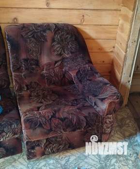 Дом 16м&sup2;, 2-этажный, участок 5 сот.  