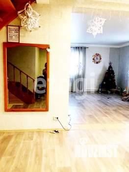 Дом 148м&sup2;, 2-этажный, участок 8 сот.  