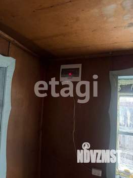 Дом 30м&sup2;, 2-этажный, участок 6 сот.  