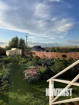 Дом 180м&sup2;, 3-этажный, участок 10 сот.  