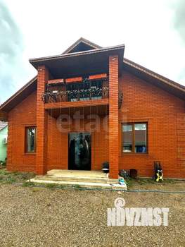 Дом 200м&sup2;, 2-этажный, участок 15 сот.  