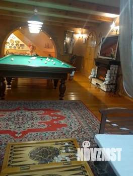 Коттедж 550м&sup2;, 4-этажный, участок 8 сот.  