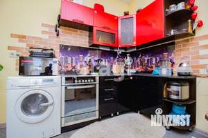 Дом 200м&sup2;, 2-этажный, участок 14 сот.  