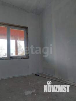 Дом 100м&sup2;, 2-этажный, участок 15 сот.  