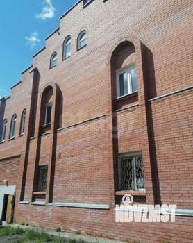 Дом 220м&sup2;, 2-этажный, участок 12 сот.  