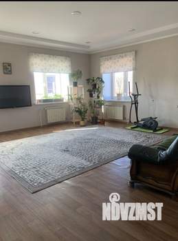 Коттедж 320м&sup2;, 2-этажный, участок 11 сот.  