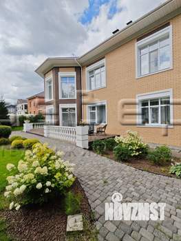 Коттедж 340м², 2-этажный, участок 15 сот.  