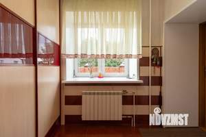Дом 320м², 2-этажный, участок 10 сот.  