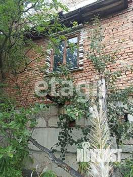 Дом 60м&sup2;, 2-этажный, участок 5 сот.  