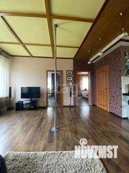 Дом 200м&sup2;, 1-этажный, участок 8 сот.  