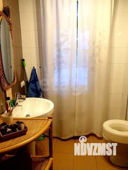 Дом 201м&sup2;, 3-этажный, участок 4 сот.  