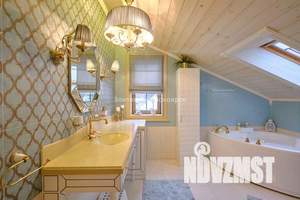 Коттедж 290м&sup2;, 2-этажный, участок 16 сот.  