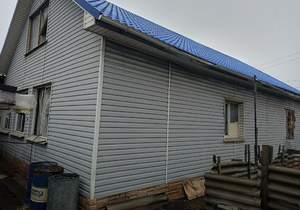 Дом 100м², 2-этажный, участок 10 сот.  