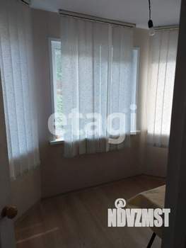 Дом 100м&sup2;, 2-этажный, участок 5 сот.  