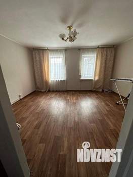 Дом 93м&sup2;, 2-этажный, участок 8 сот.  