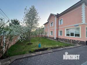 Дом 300м&sup2;, 2-этажный, участок 20 сот.  