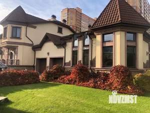 Коттедж 680м², 2-этажный, участок 15 сот.  