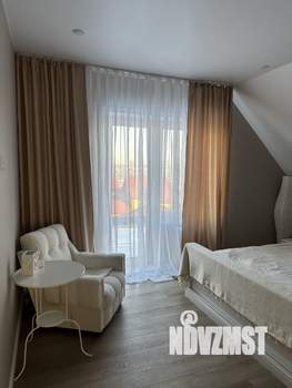 Коттедж 282м&sup2;, 3-этажный, участок 9 сот.  