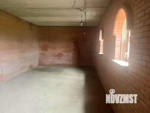 Коттедж 280м&sup2;, 3-этажный, участок 15 сот.  